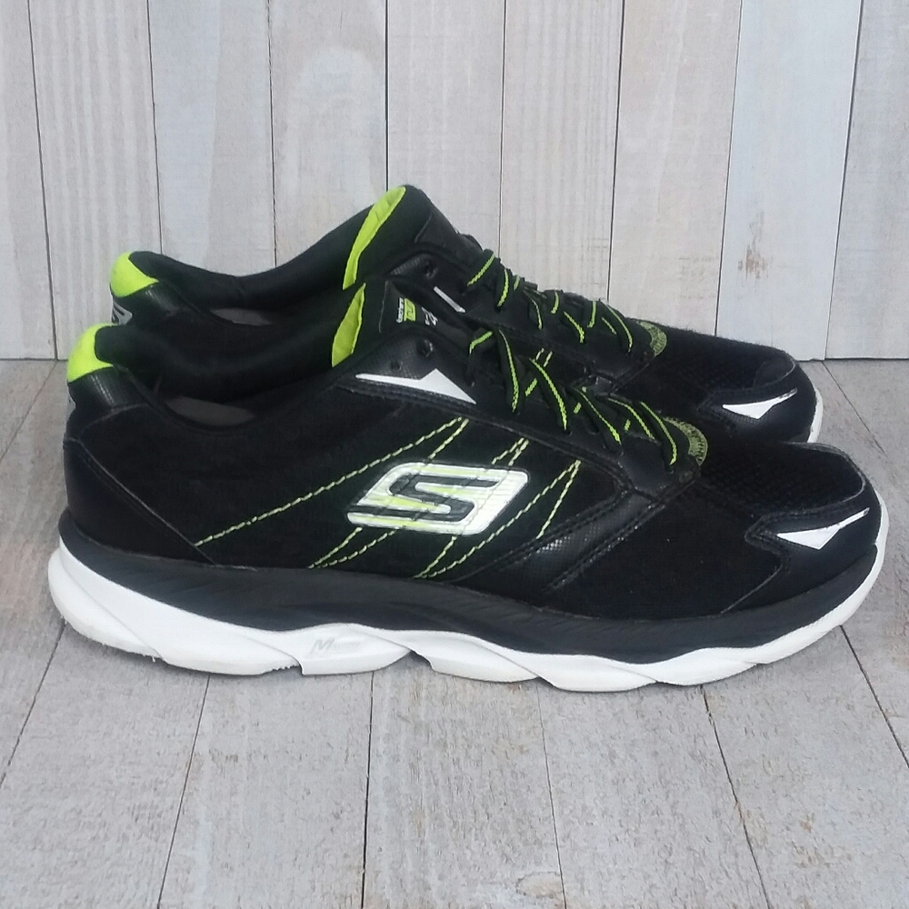 Skechers Go Walk Ultra Sneakers